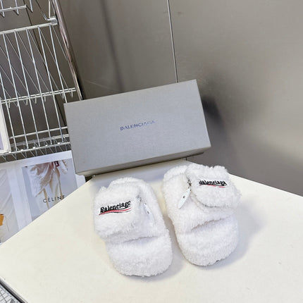 BALENCIAGA 25S SLIPPERS IN WHITE FAUX SHEARLING