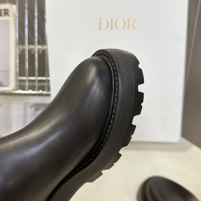 DIOR 25S D-MAJOR ANKLE BOOTS IN BLACK CALFSKIN AND BEIGE FABRIC