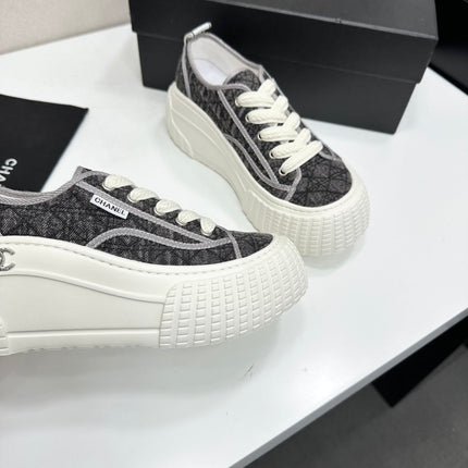 CHANEL 26S CHUNKY SNEAKERS IN GREY DIAMOND-PATTERNED WOVEN FABRIC