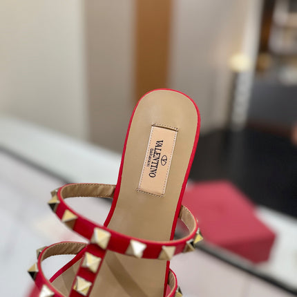 VALENTINO 26S SANDALS IN RED CALFSKIN WITH GOLD STUDS