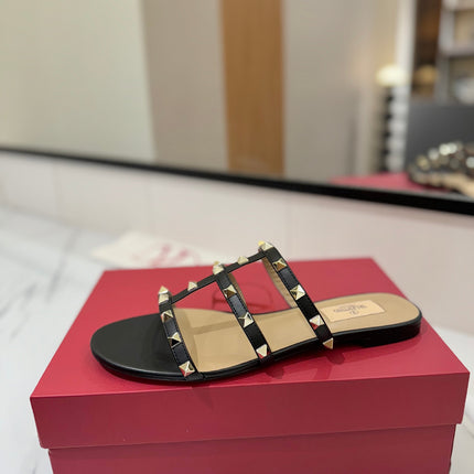 VALENTINO 26S SANDALS IN BLACK CALFSKIN WITH GOLD STUDS