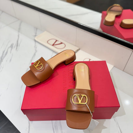 VALENTINO 26S SANDALS IN BROWN SMOOTH CALFSKIN WITH GOLD HARDWARE