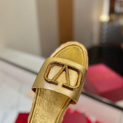 VLTN ESPADRILLE SLIDES 25S IN GOLD LAMBSKIN STYLE 1