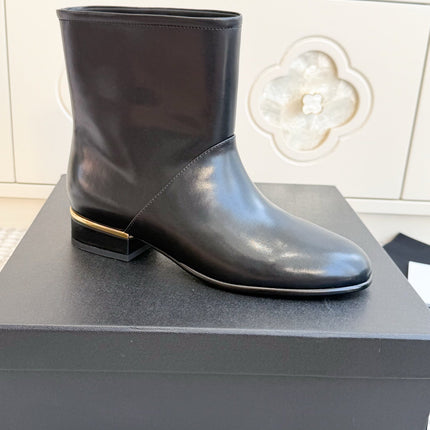 CHANEL 26S SHORT BOOTS IN BLACK CALFSKIN