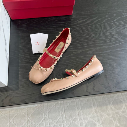 VALENTINO 26S STUD-EMBELLISHED MARY JANE IN NUDE CALFSKIN