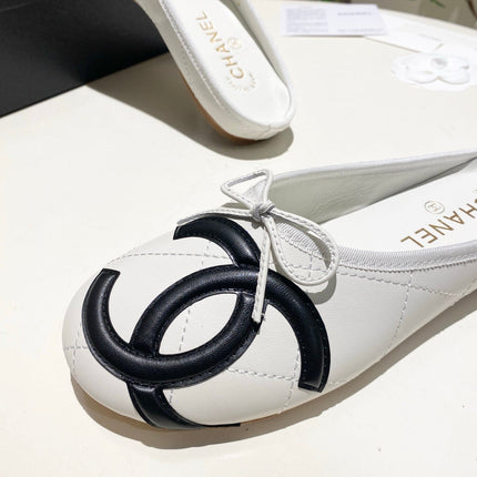 CHANEL 26S FLAT MULES IN WHITE LAMBSKIN
