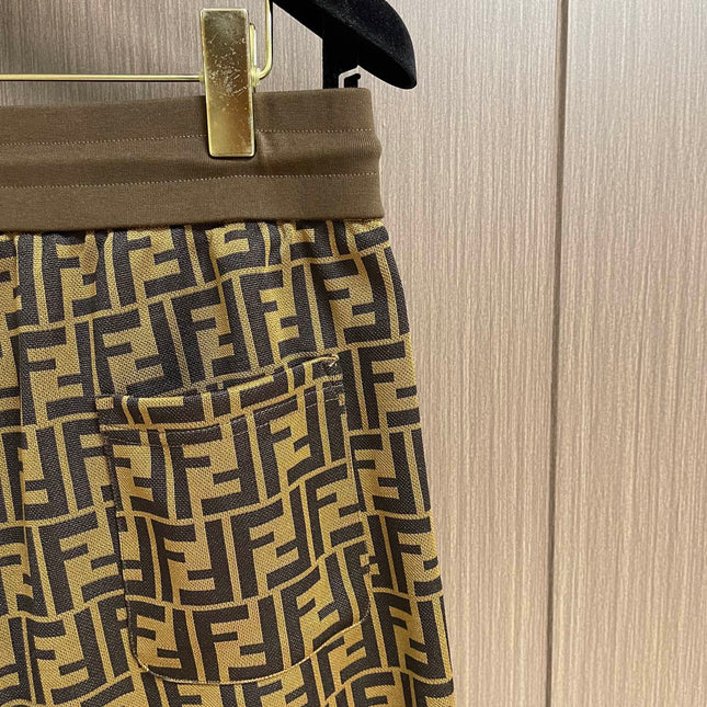 FENDI 26S SHORTS 320