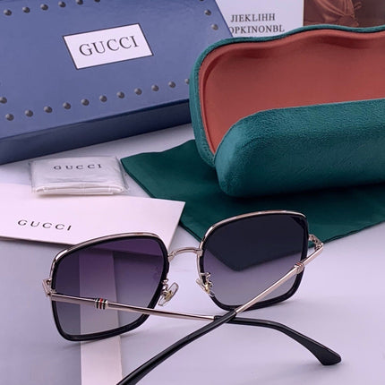 GUCCI 26S SQUARE FRAME IN ACETATE 426560