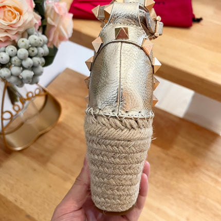 VALENTINO 26S WEDGE SHOES IN PALE GOLD CALFSKIN