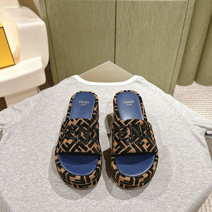 FENDI 26S PLATFORM SANDALS IN BROWN AND BLACK FABRIC