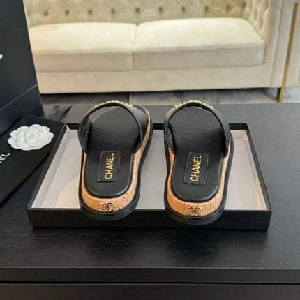 Double C Wood Grain Platform Slippers Black Sheepskin