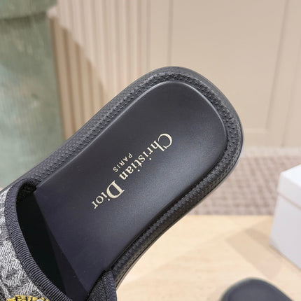DIOR 26S SLIDE SANDALS IN GREY MONOGRAM EMBROIDERED CANVAS