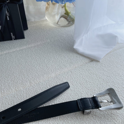 YSL 25S BELT 20 MM IN BLACK CALFSKIN 571485