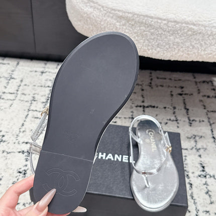 CHANEL 26S THONG SANDALS IN SILVER CALFSKIN WITH GOLD HARDWARE