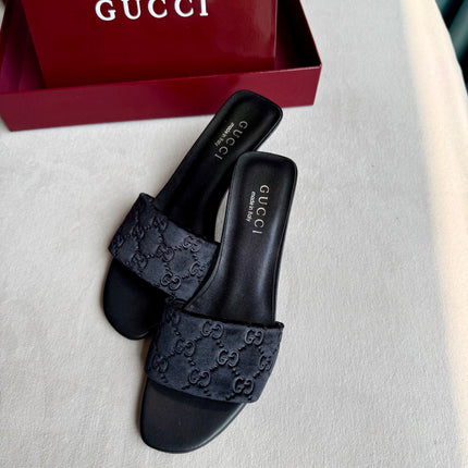 GUCCI 26S SLIDE SANDALS 55 MM IN BLACK VELVET
