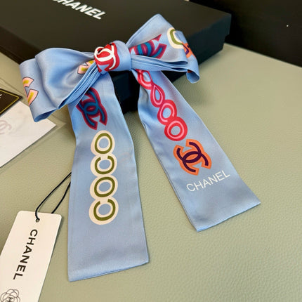 CHANEL 26S TWILLY SCARF 120 IN SILK 374468