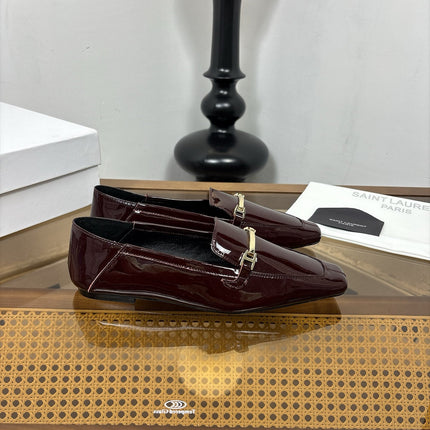 YSL 26S SQUARE-TOE LOAFERS IN DARK RED GLOSSY CALFSKIN WITH METAL BAR