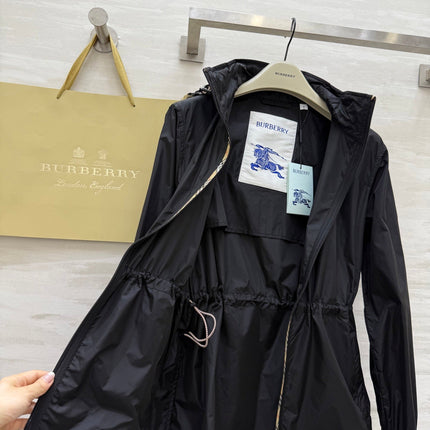 BURBERRY 26S LIGHTWEIGHT JACKET 409