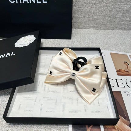 CHANEL 26S BOW HAIR CLIP IN WHITE RIBBON 512127