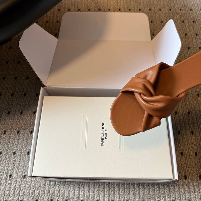YSL 26S TWISTED-STRAP FLAT SANDALS IN  BROWN LAMBSKIN