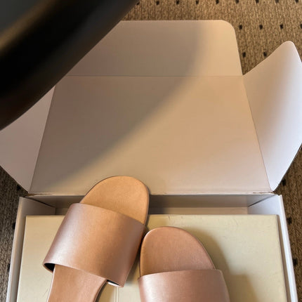 YSL 26S FLAT SLIDES IN NUDE SATIN