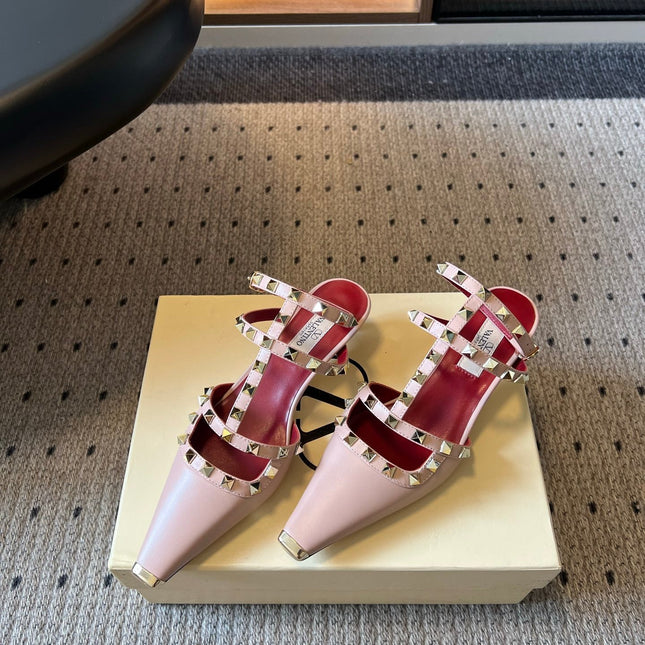 VALENTINO 26S ROCKSTUD HIGH HEELS 40 MM IN NUDE PINK CALFSKIN