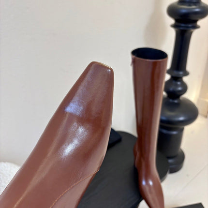 YSL 26S KNEE-HIGH HEELED BOOTS IN BROWN SHINY CALFSKIN