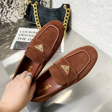 PRADA 26S CLASSIC LOAFERS IN CHOCOLATE BROWN LOGO SUEDE