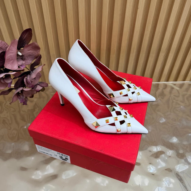VALENTINO 26S STUDDED POINTED TOE PUMPS 90 MM IN WHITE CALFSKIN