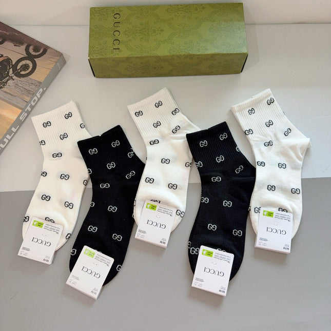 GUCCI 26S CREW SOCKS 408678 (1 BOX)