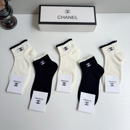 CHANEL 26S ANKLE SOCKS 405350 (1 BOX)
