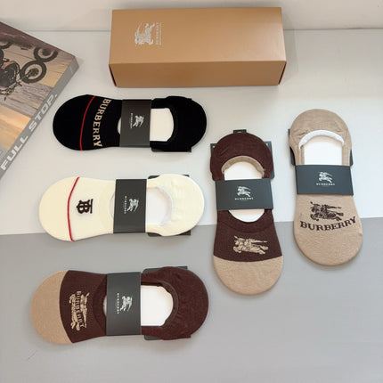BURBERRY 26S NO-SHOW SOCKS 405313 (1 BOX)