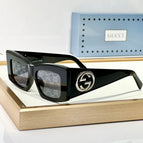 Oblique mask black