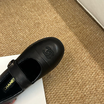 CHANEL 26S MARY JANE FLATS IN BLACK CALFSKIN WITH CC LOGO