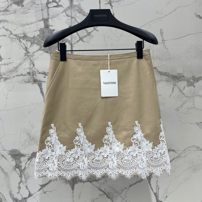 VALENTINO 26S LACE-TRIM MINI SKIRT 427