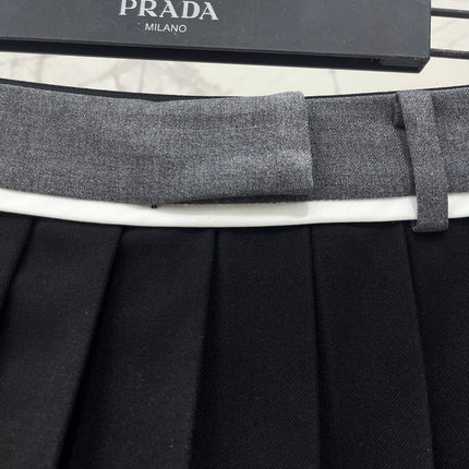 PRADA 26S PLEATED KNIT MINI SKIRT 1076