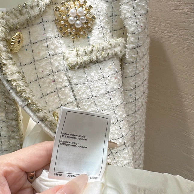 CHANEL 26S JACKET 795
