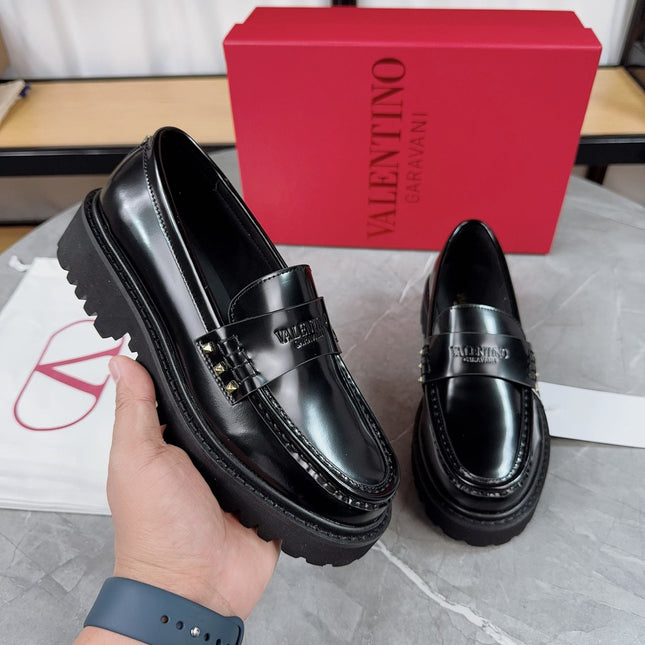 VALENTINO 26S PLATFORM LOAFERS IN BLACK CALFSKIN