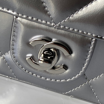CHANEL 25S FLAP BAG 18 IN SILVER METALLIC CALFSKIN