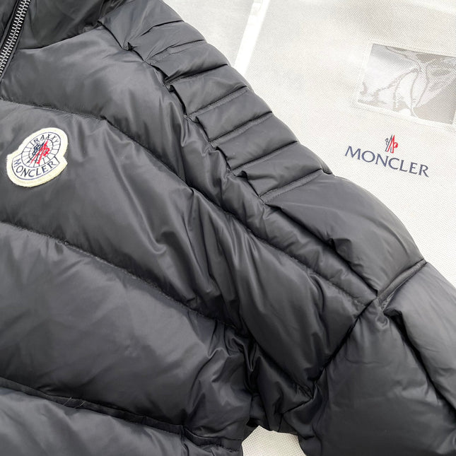 MONCLER 25S STAND-COLLAR PUFFER JACKET 324
