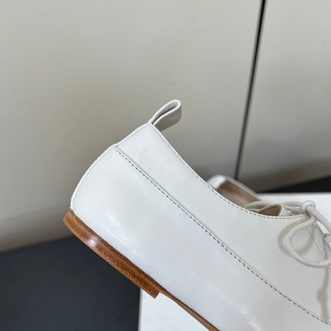 CELINE 26S MINIMAL LACE-UP SHOES IN WHITE CALFSKIN