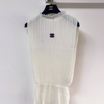 CHANEL 26S SLEEVELESS SHIRT STYLE 1043