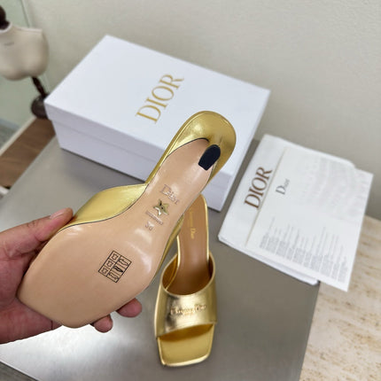 DIOR 26S KITTEN HEEL MULE SANDALS IN GOLD CALFSKIN WITH LOGO