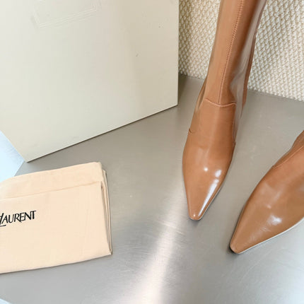 YSL 26S HIGH-HEEL TALL BOOTS 105 MM IN CAMEL SHINY LAMBSKIN