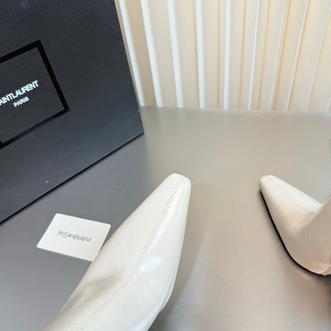 YSL 26S POINTED-TOE HEELED BOOTS 105 MM IN WHITE CALFSKIN