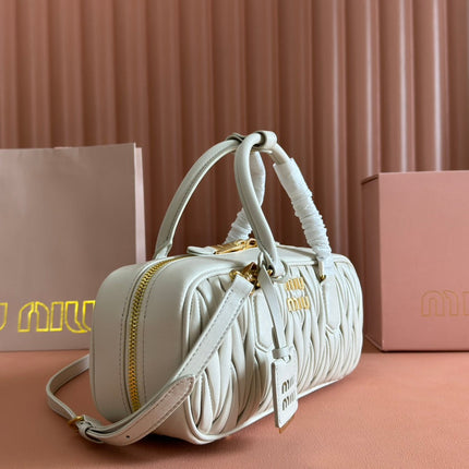 ARCADIE MATELASSÉ BAG 27 IN WHITE CALFSKIN GOLD HARDWARE