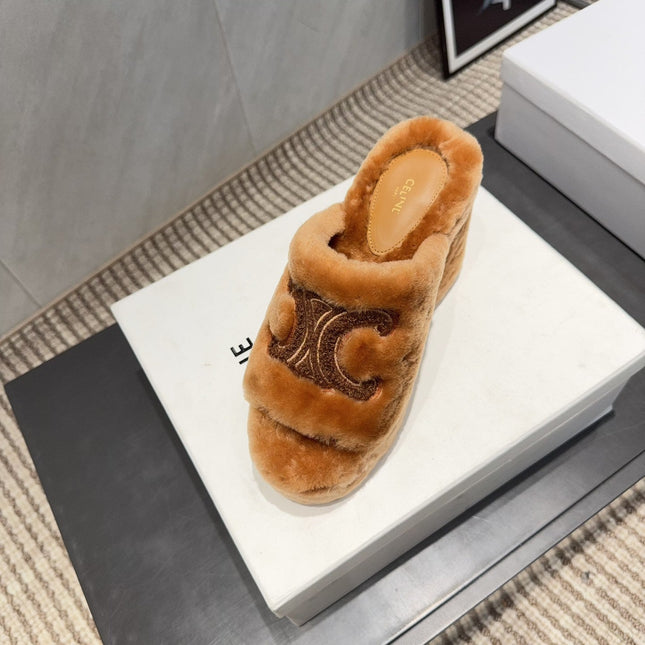 CELINE 26S HIGH-HEEL SANDALS IN BROWN PURE WOOL