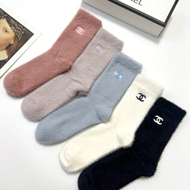 CHANEL 26S CREW SOCKS 403634 (1 BOX)