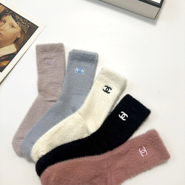 CHANEL 26S CREW SOCKS 403634 (1 BOX)