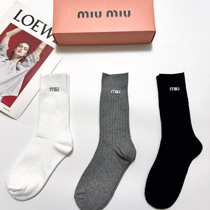 MIUMIU 26S CREW SOCKS 410291 (1 BOX)